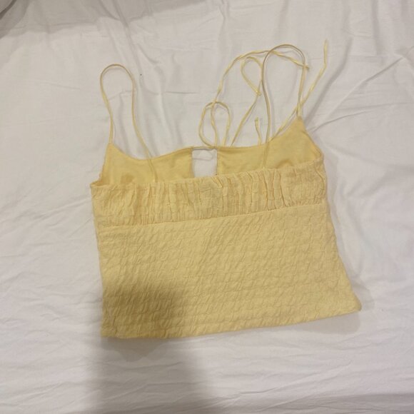 Textured Crop Top - Picture 3 of 8